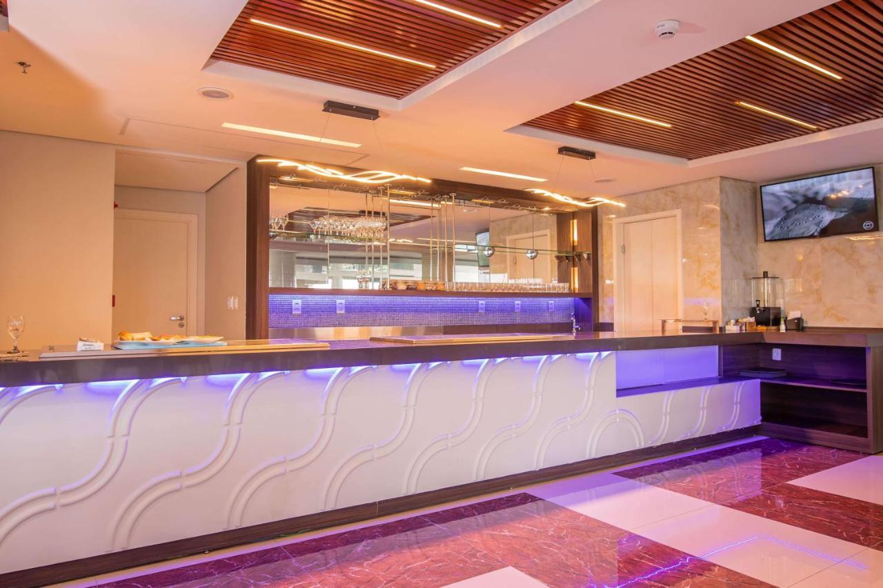 Ramada By Wyndham Manaus Torres Center Hotel ภายนอก รูปภาพ